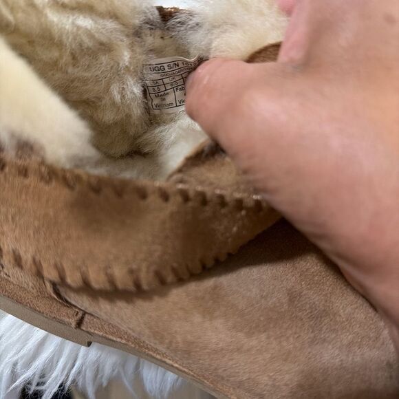 UGG Women UGG Tan Suede Slippers with Cream Fur